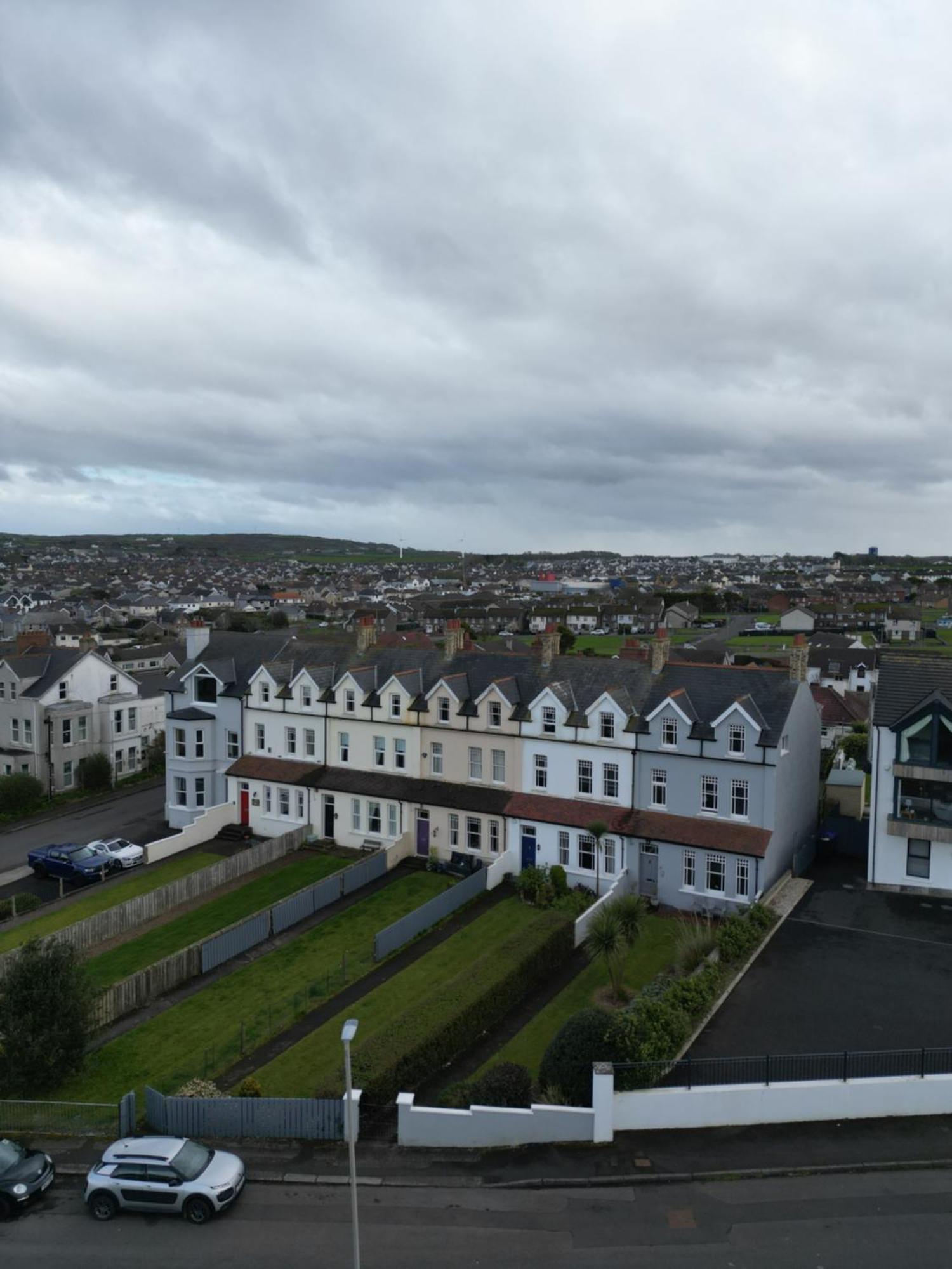 The Victorian Townhouse Portrush Villa Exterior photo